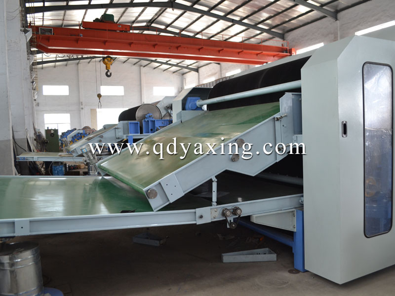 鋪網(wǎng)機(jī) 鋪網(wǎng)機(jī)